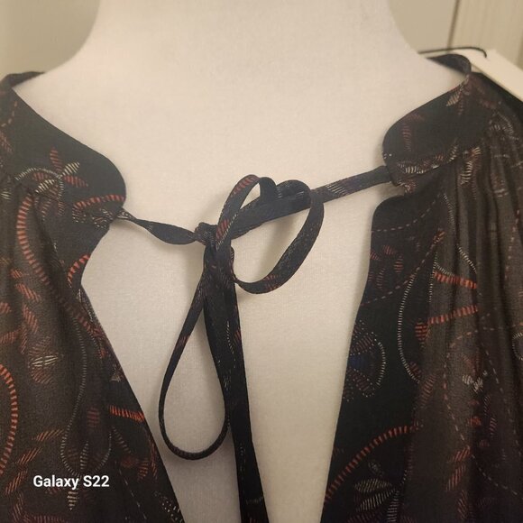 joie cecarina100% Silk Sheer Blouse. NWT. Size Small - Picture 3 of 12